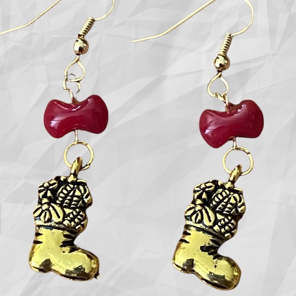 Hand Crafted Earrings Stocking Bow Gold Dangle Jewelry Christmas Pierced Xmas - Picture 1 of 5